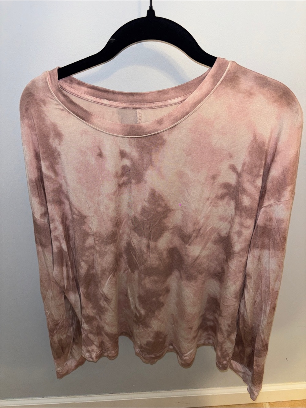 Women's Pink Tie-Dye Long Sleeve Top